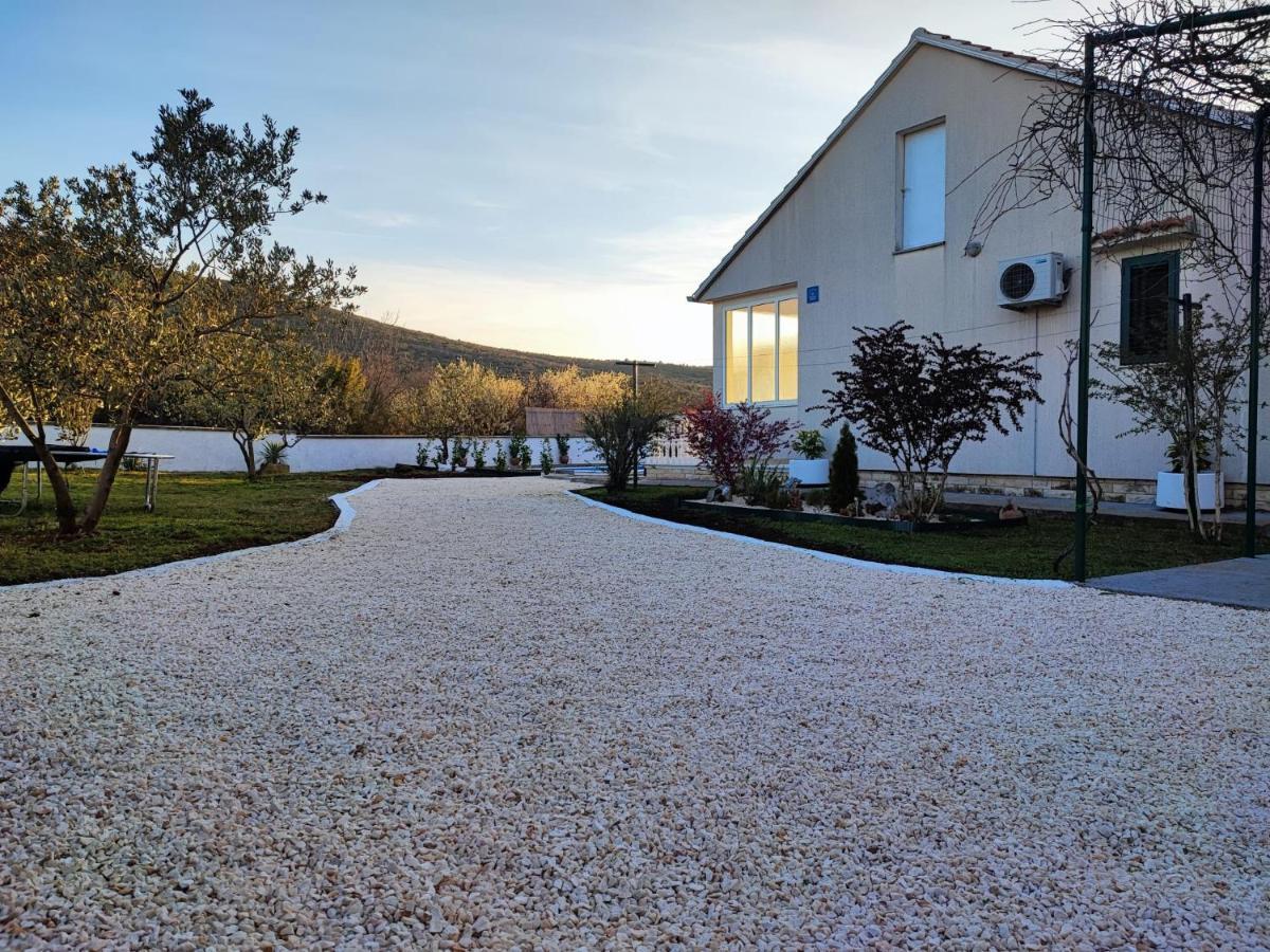 Mediterranean Olive Waterfallskrka-Croatia Villa Gulin Exterior photo